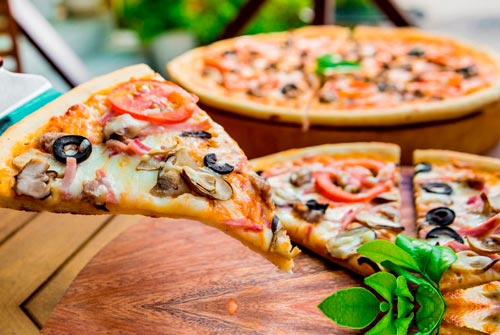 Очень вкусный рецепт домашней пиццы