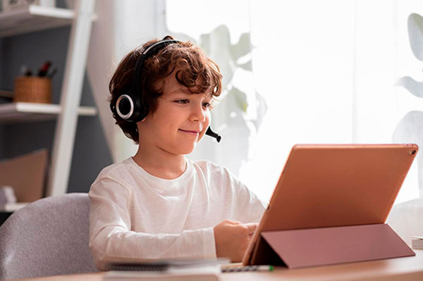 6 веских причин, почему родителям лучше обучать детей в онлайн-школе