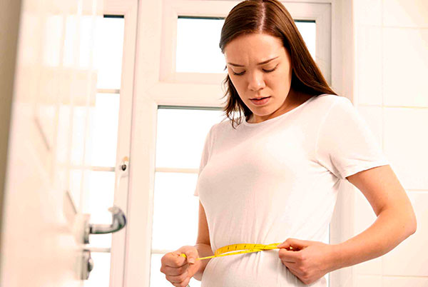 Почему не следует критиковать свое тело перед ребенком