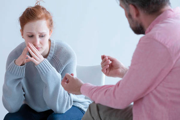 Ребенок наносит себе увечия (селфхарм)