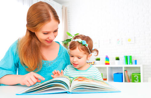 С какого возраста начинать читать энциклопедии ребенку?