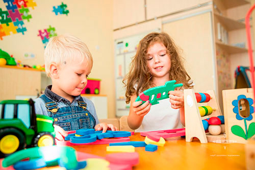 Почему стоит отдать ребенка в школу раннего развития